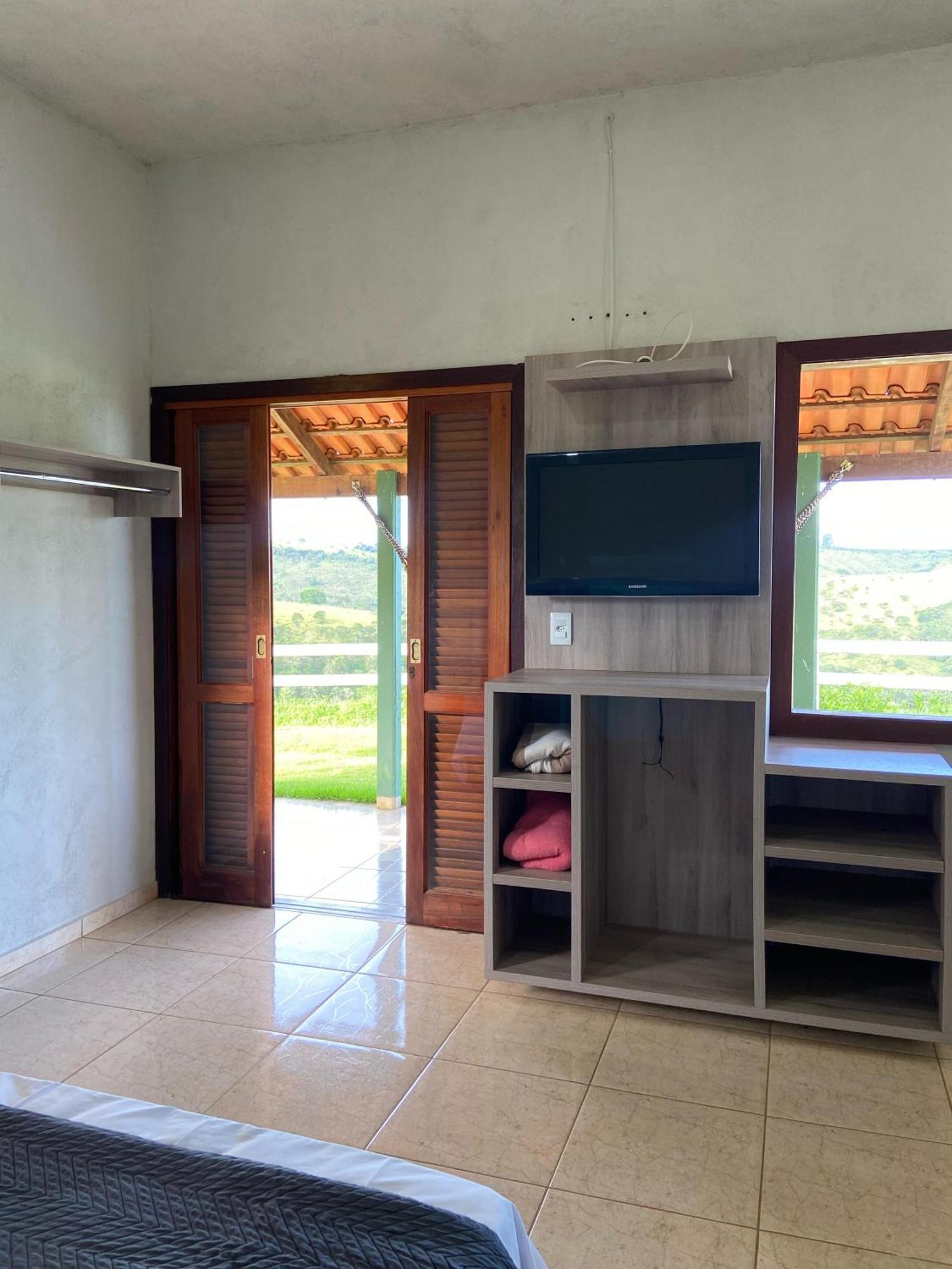 Pousada Chales Da Canastra Vargem Bonita Ngoại thất bức ảnh